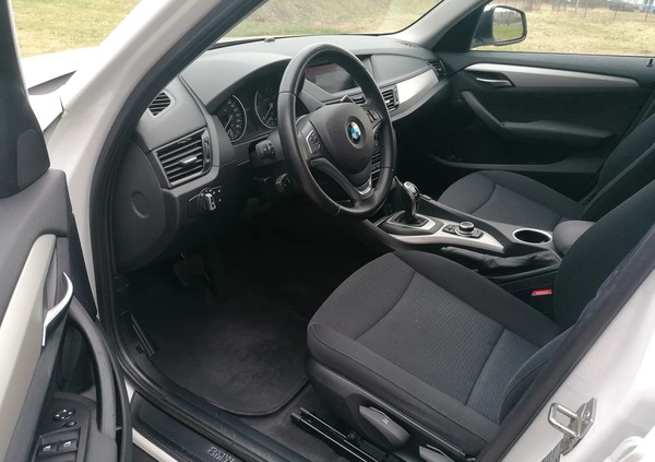 BMW X1 cena 53500 przebieg: 205000, rok produkcji 2012 z Gniewkowo małe 326